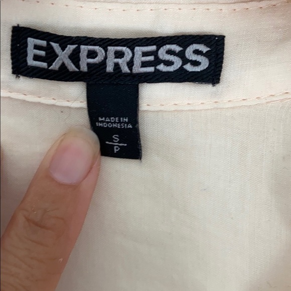 Express Cream Button-Up Blouse - Picture 4 of 5